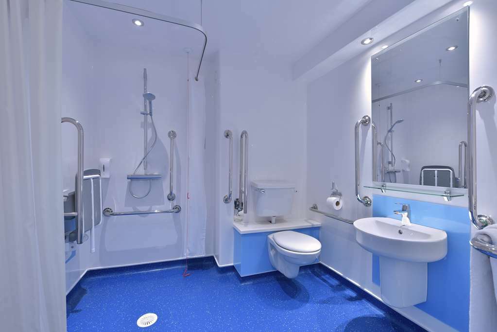 Travelodge Hotel Macclesfield Central Room photo